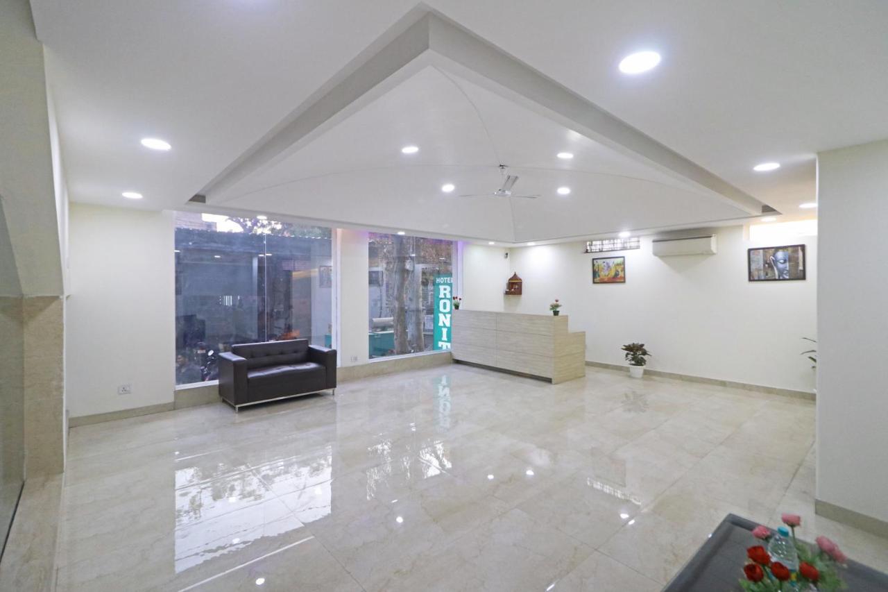 Hotel Ronit Royal Delhi Airport By D'Capitol Neu-Delhi Exterior foto